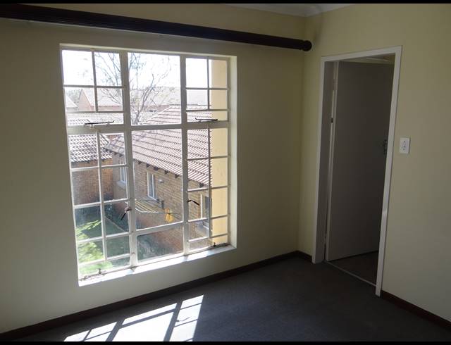 2 BEDROOM APARTMENT TO LET IN FAERIE GLEN